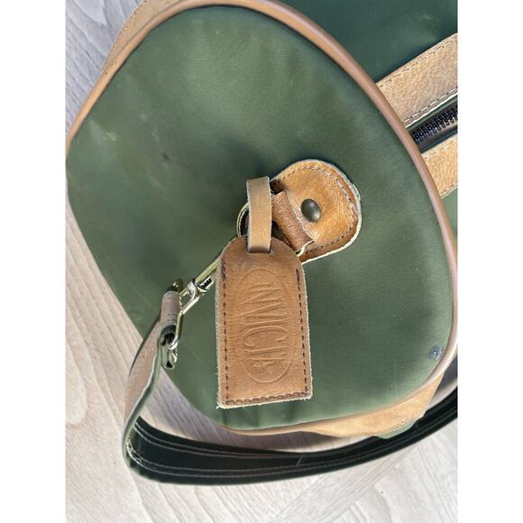 Vintage Leather Duffle Bag Weekender Carry On Bag Invicta EUC 1980s - Picture 5 of 15